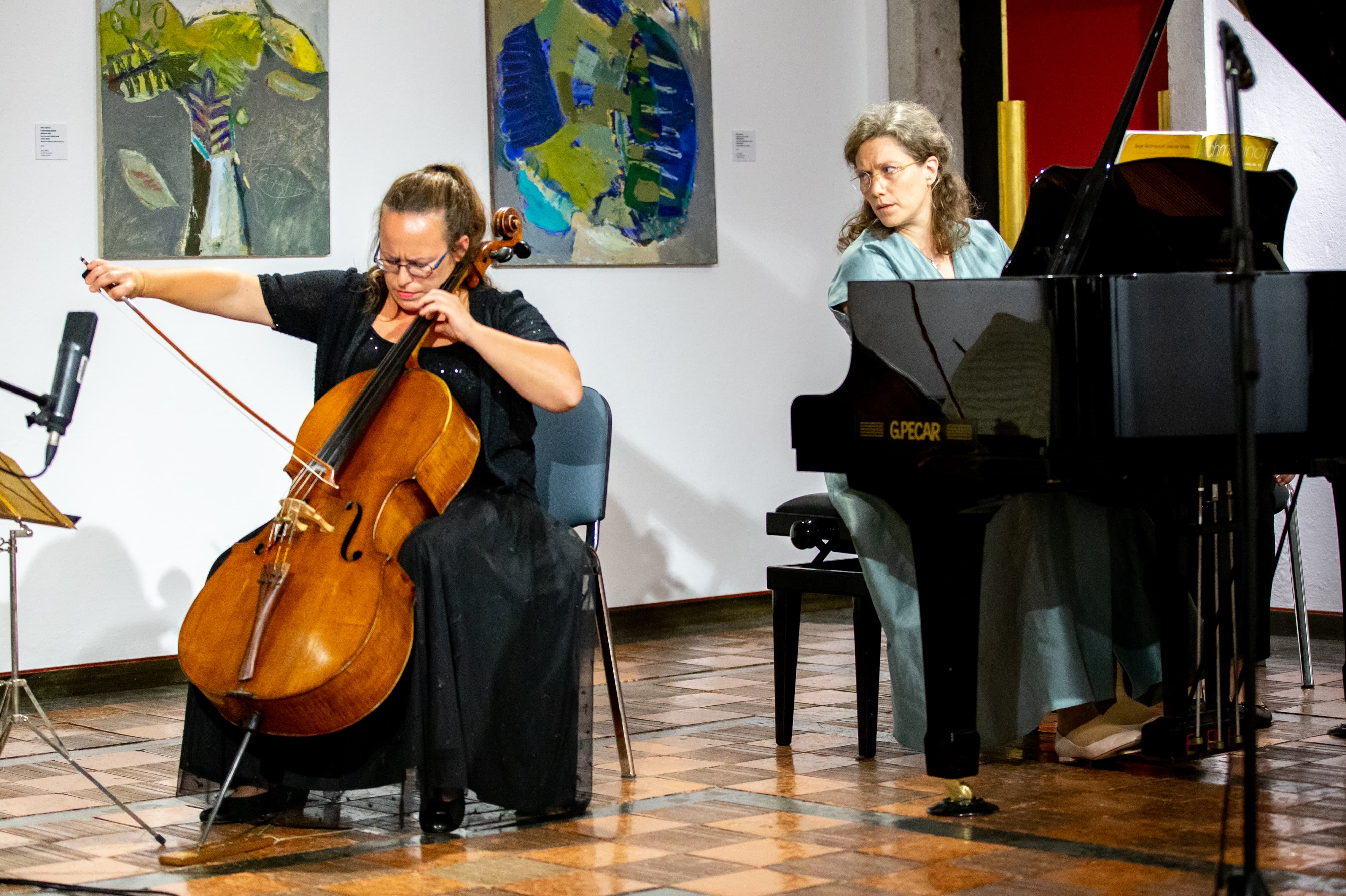 2021 09 16 SANJA REPSE violoncelo in ALEKSANDRA PAVLOVIC klavir Foto Matej Vidmar